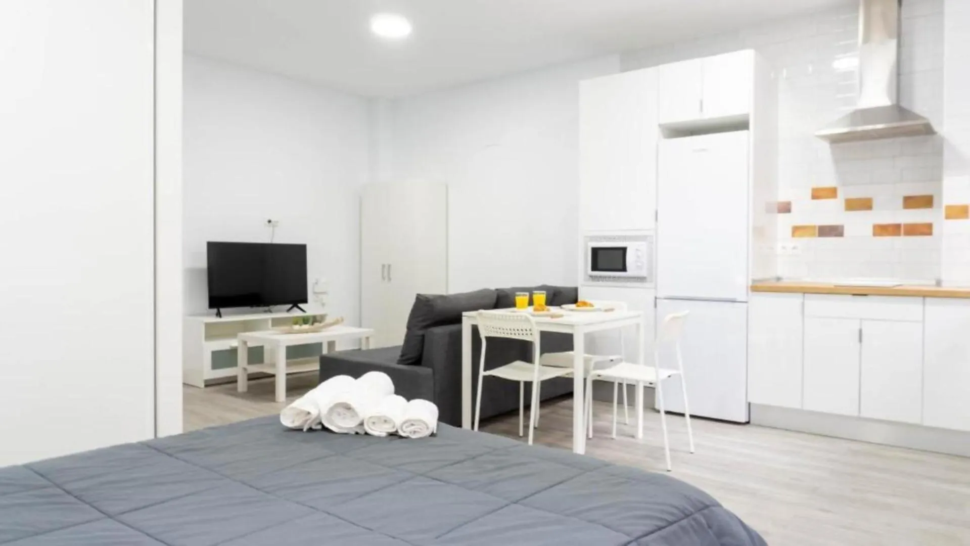 Apartamento La Paloma A Apartamento En Malaga contacts